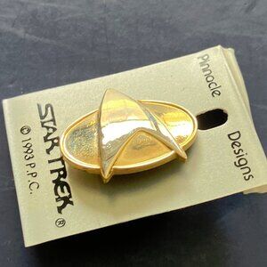 Star trek communicator badge vintage 1993 lapel pin unisex